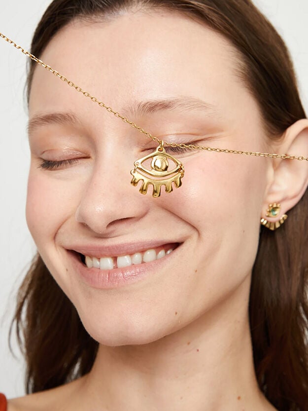 Collares